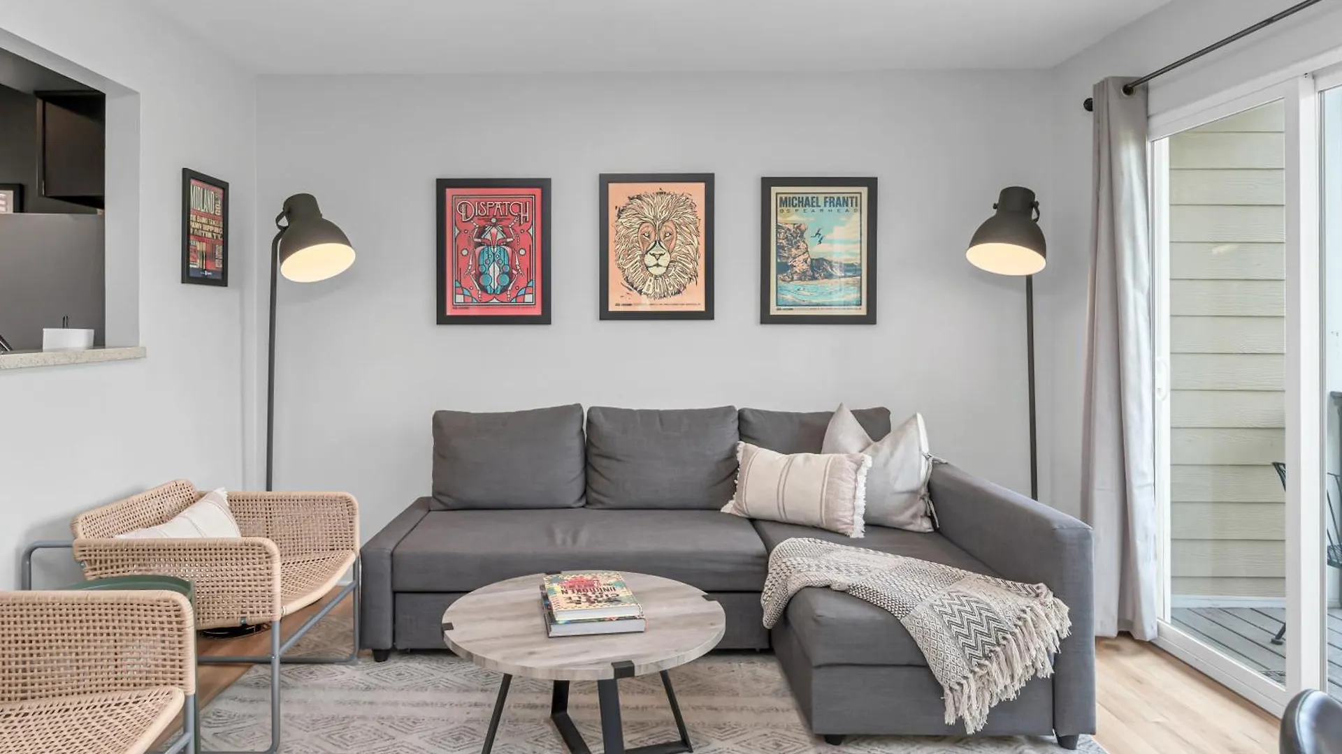 Apartment Nashville Oasis Walk To Broadway With Pool, Parking, Gym And Patio