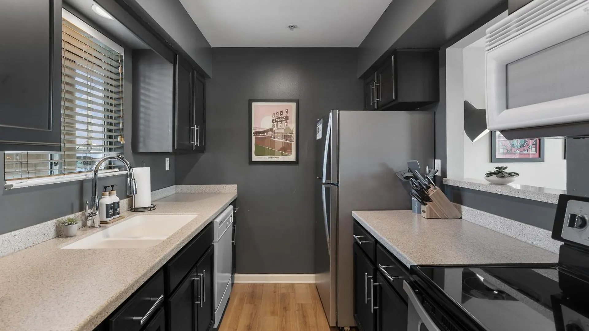 Nashville Oasis Walk To Broadway With Pool, Parking, Gym And Patio United States